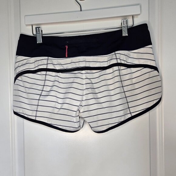 Lululemon Athletica Navy and White Quiet Stripe striped Speed Up Shorts 8 M - Picture 4 of 6